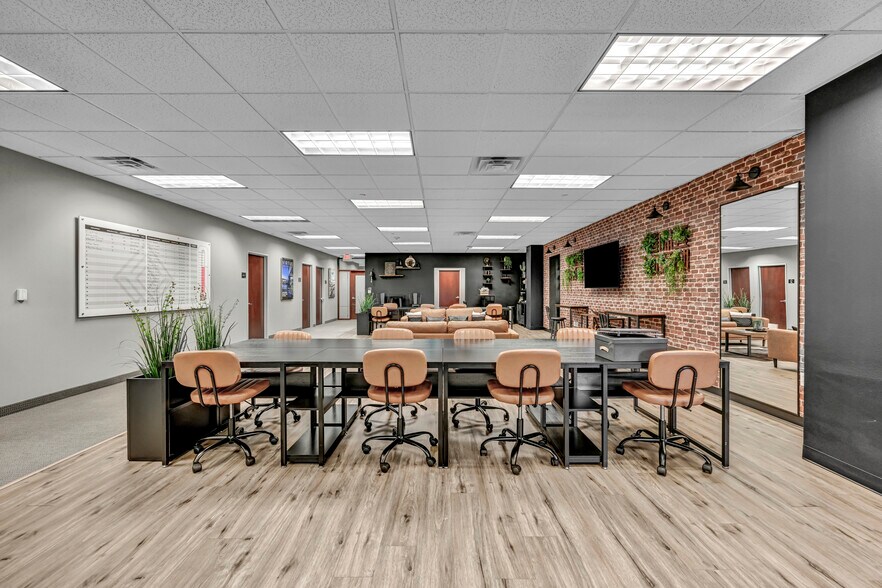 More Photos Of 10100 W Charleston Blvd, Las Vegas Medical For Lease