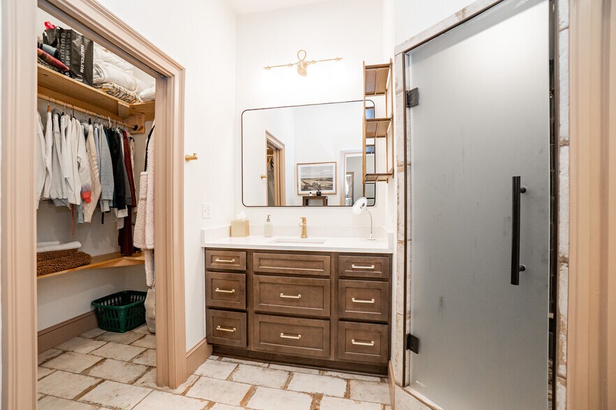 More Photos Of 9036 Bullard Rd, Dry Branch Specialty For Sale