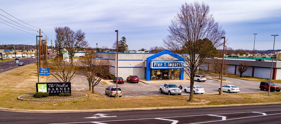 More Photos Of 3836 N Gloster St, Tupelo Freestanding For Lease