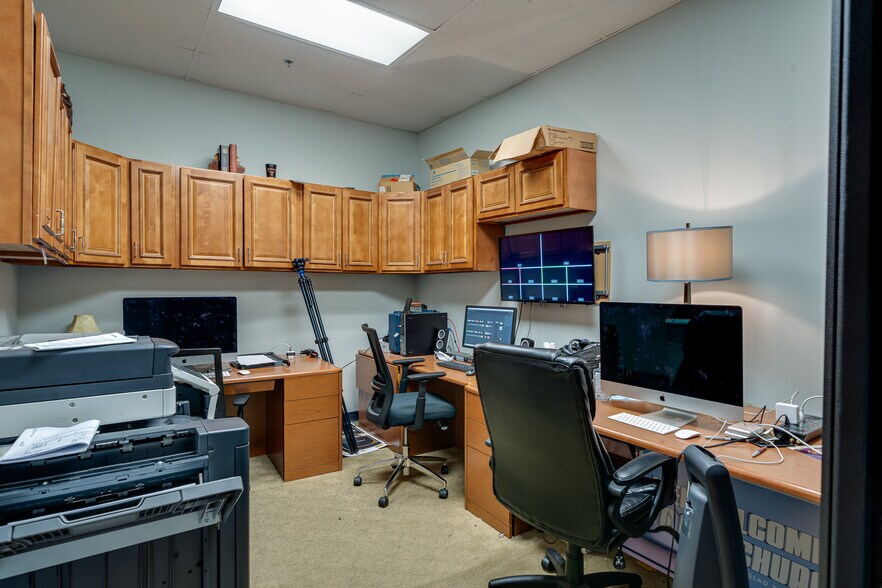 More Photos Of 3737 Stilesboro Rd NW, Kennesaw Flex For Sale