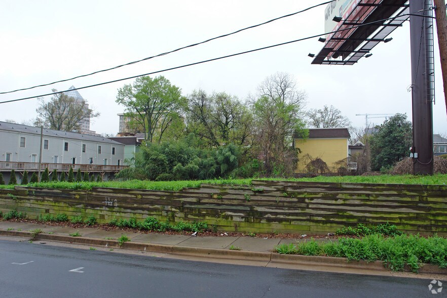 More Photos Of 313 W 11th St, Charlotte Land For Sale