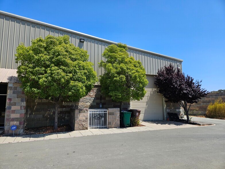 More Photos Of 2258 Central St, Richmond Warehouse For Lease