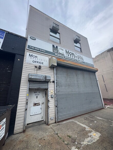 More Photos Of 247 Van Brunt St, Brooklyn Storefront Retail Office For Lease