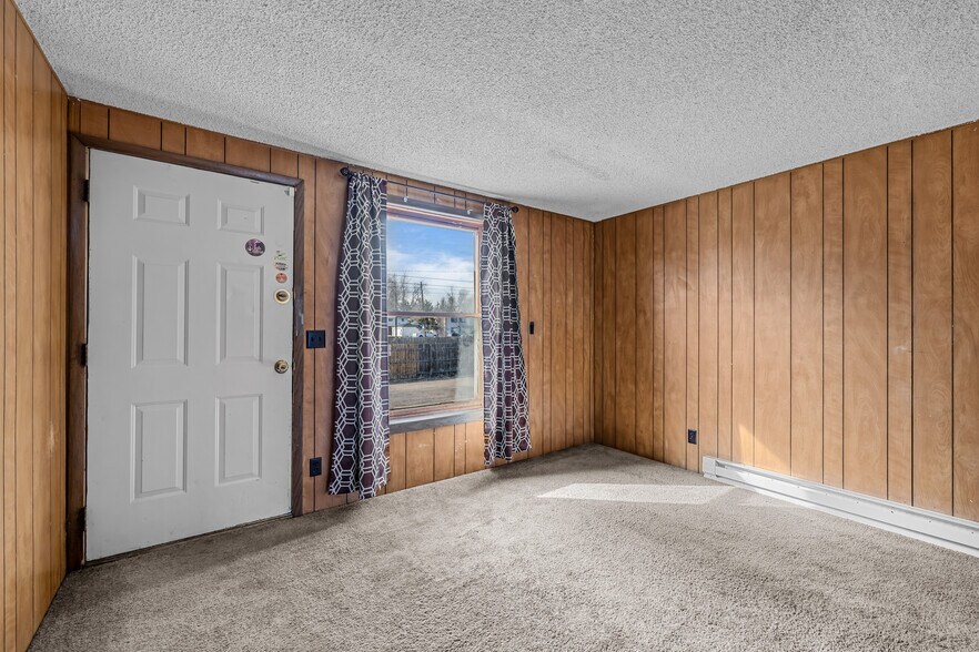 More Photos Of 1300 Balsam St, Lakewood Apartments For Sale