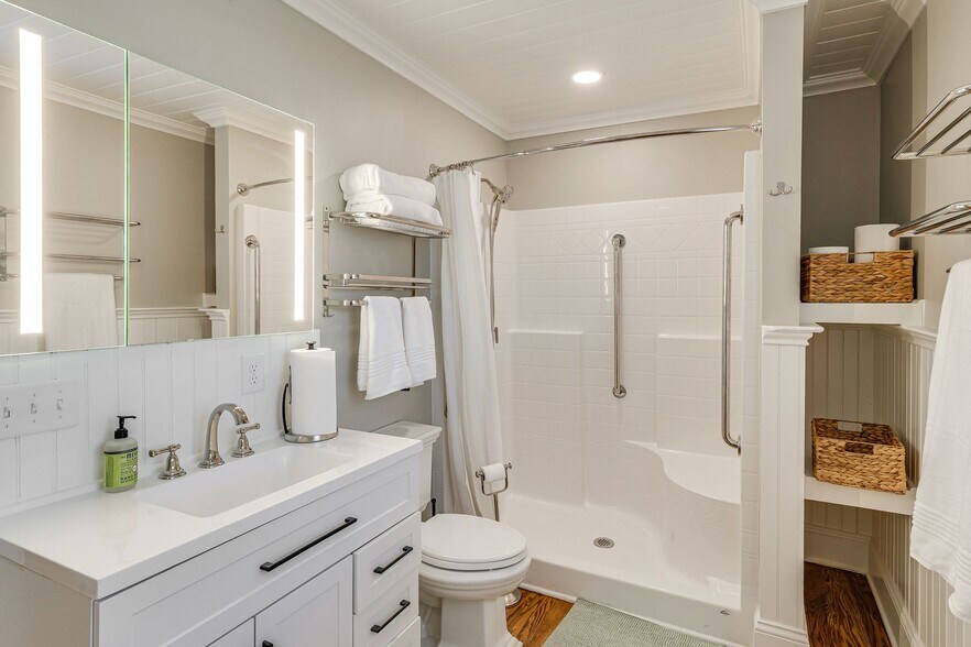 More Photos Of , Lewisburg Specialty For Sale