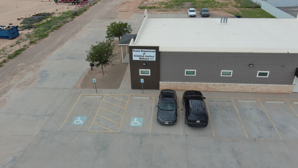 More Photos Of 3900 TX-158, Midland Loft Creative Space For Sale