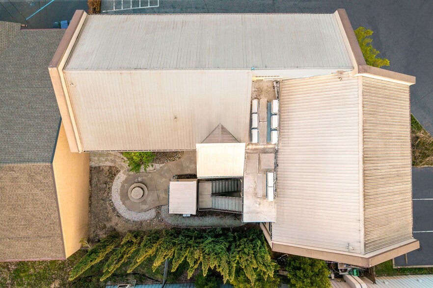 More Photos Of 741-749 Maltman Dr, Grass Valley Office For Sale