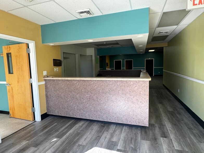 More Photos Of 219 Richmond Ave, New Milford Medical For Sale