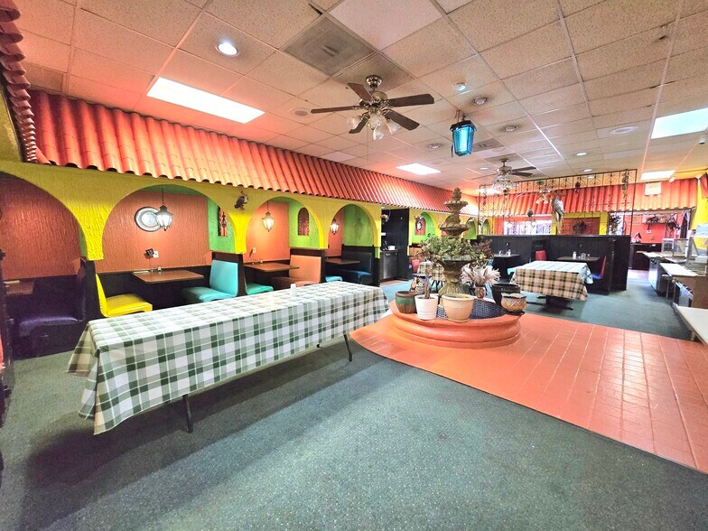 More Photos Of 3139 N Central Ave, Chicago Restaurant For Sale