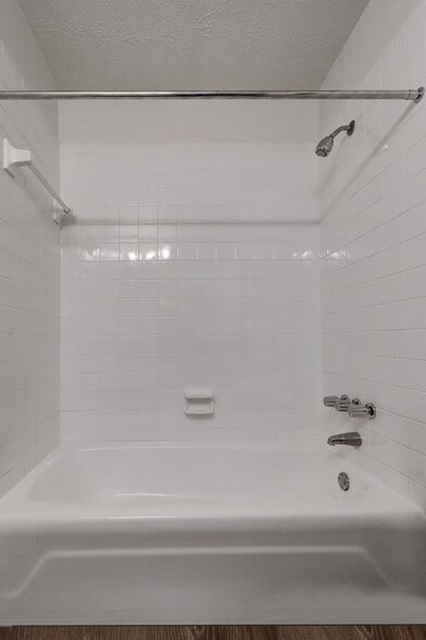 More Photos Of 7011 San Ramon Pl, Tampa Apartments For Sale