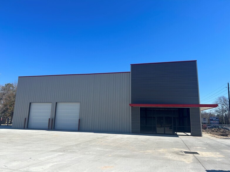 More Photos Of 8723 Humble Westfield Rd, Humble Warehouse For Sale