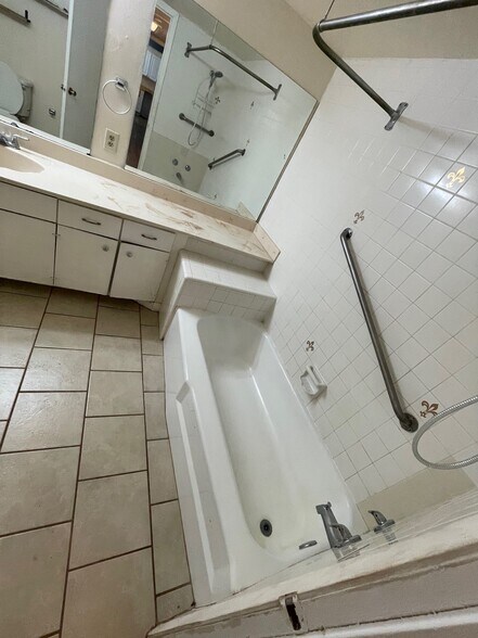 More Photos Of 601 George Ave, Midland Apartments For Sale