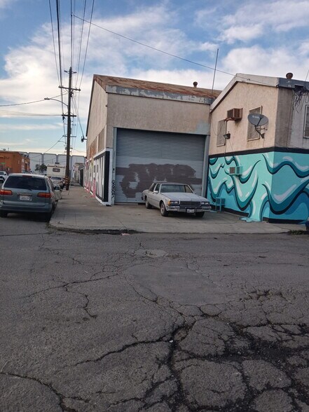 More Photos Of 801 100th Ave, Oakland Warehouse For Sale