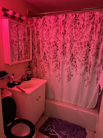 More Photos Of 5017 W 14th St, Cicero Apartments For Sale