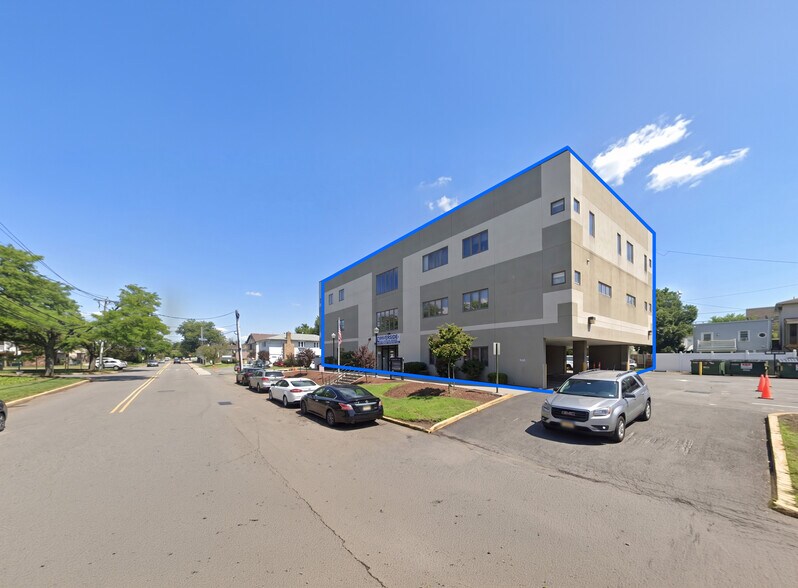 Primary Photo Of 714 10th St, Secaucus Office For Lease