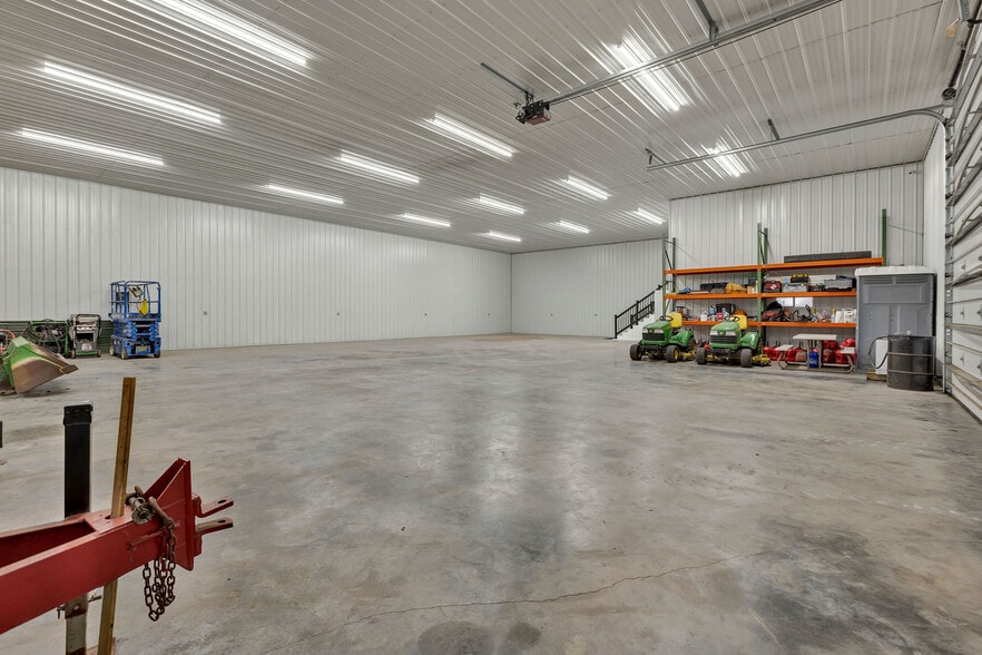 More Photos Of 7754 S State Route 73, Wilmington Flex For Sale