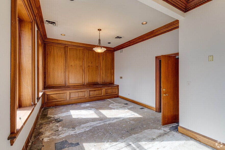 More Photos Of 471-473 H St NW, Washington Office Residential For Sale