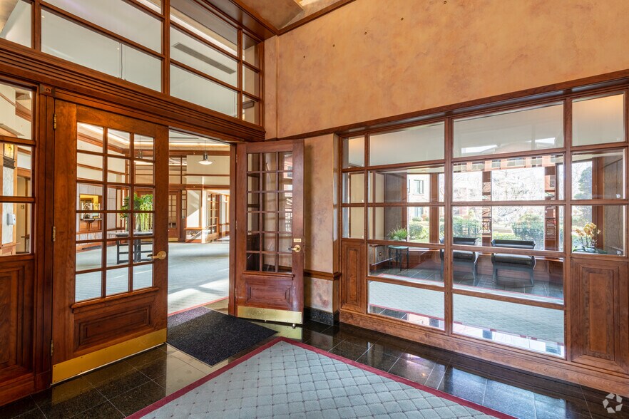 More Photos Of 10 Rogers St, Cambridge Apartments For Sale