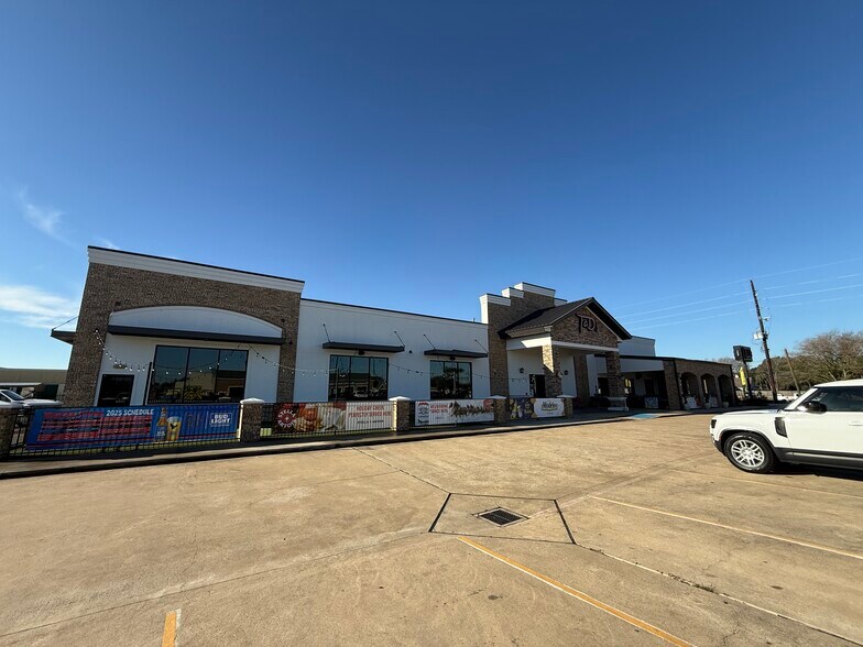 More Photos Of 1425 FM 1463 Rd, Katy Storefront For Sale