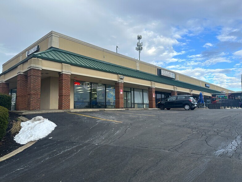 More Photos Of 8935-8947 Kingsridge Rd, Dayton Storefront Retail Office For Sale