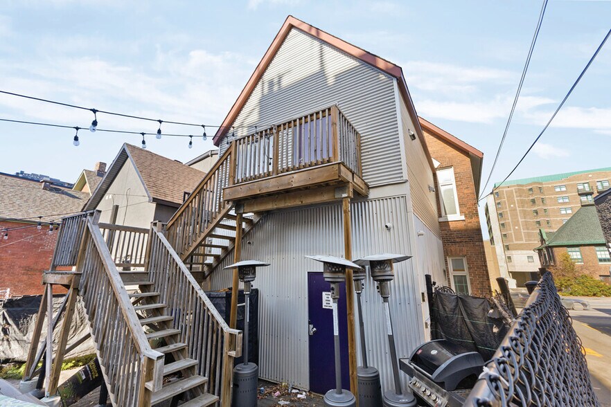 More Photos Of 366-368 Rideau St, Ottawa Office For Lease