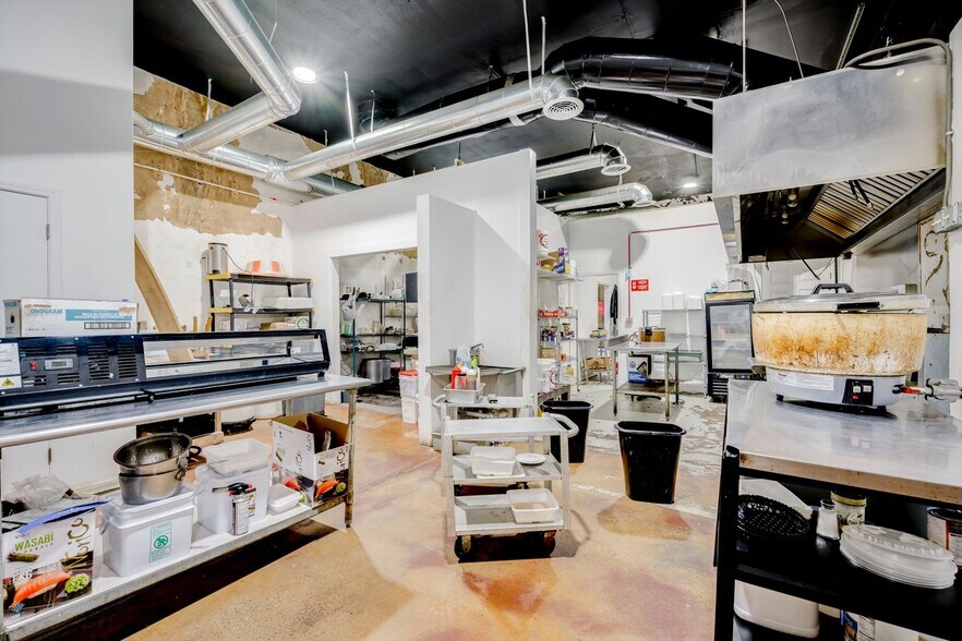 More Photos Of 111 Main Street, Lincolnton Flex For Sale