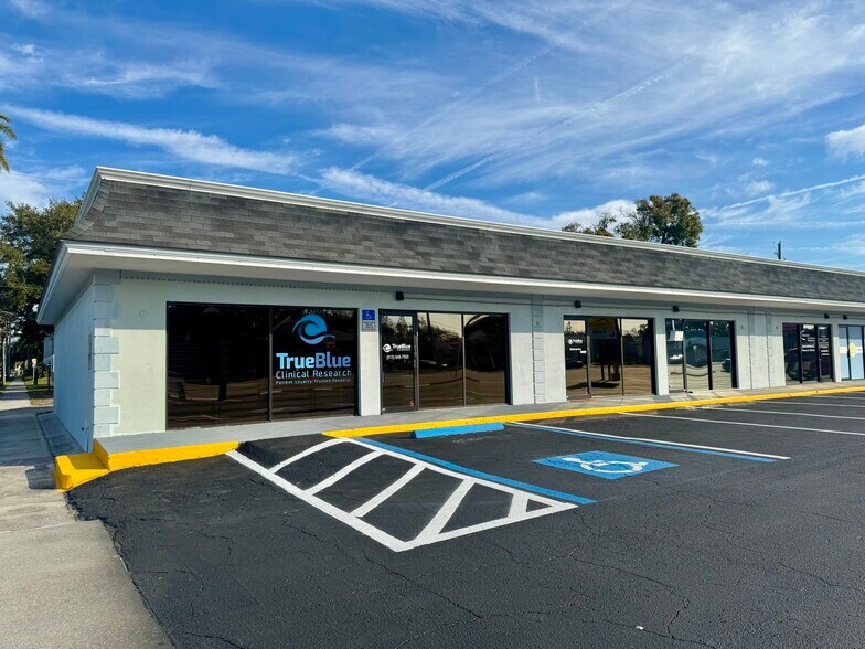 More Photos Of 4257 W Kennedy Blvd, Tampa General Retail For Lease