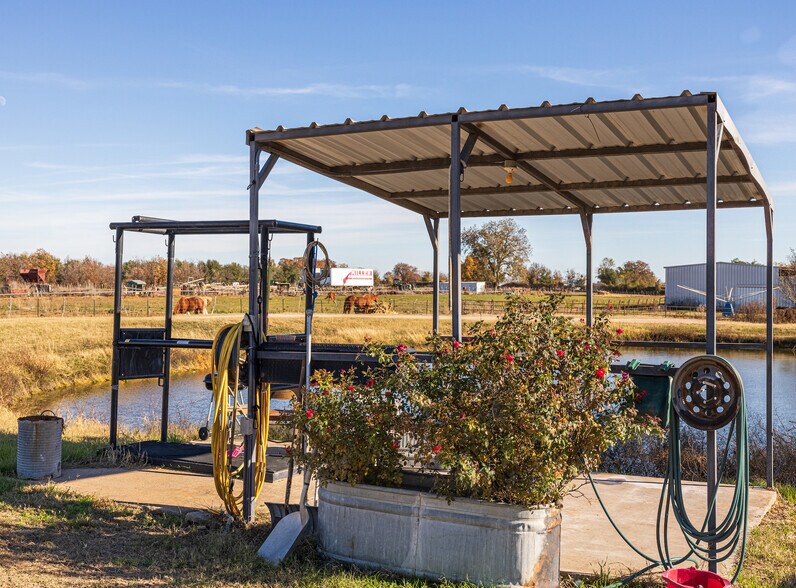 More Photos Of 6407 S US Highway 377, Stephenville Land For Sale