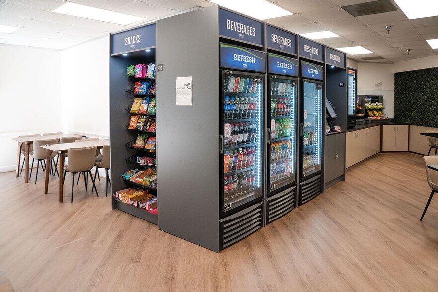 More Photos Of 15710 John F Kennedy Blvd, Houston Office For Lease