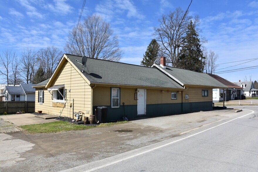 More Photos Of 25141 State St, Meadville Multifamily For Sale