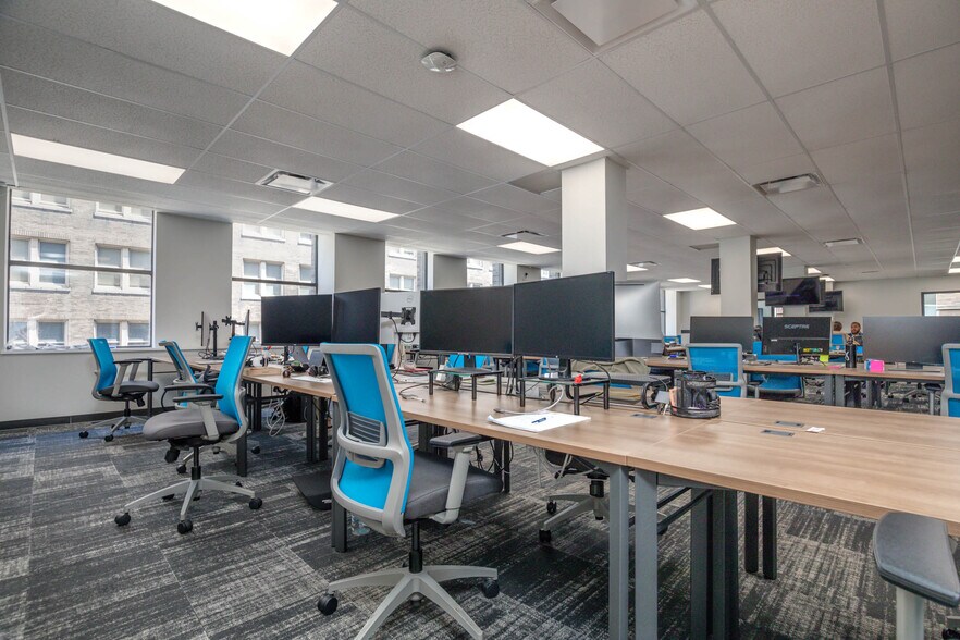 More Photos Of 900-914 Olive St, Saint Louis Office Residential For Lease