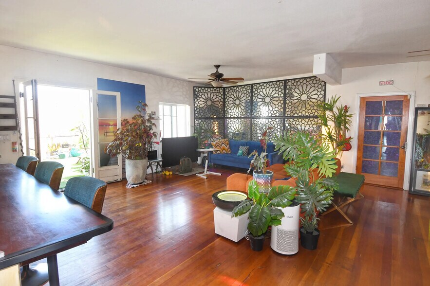 More Photos Of 200 N Broad Ave, Wilmington Warehouse For Sale