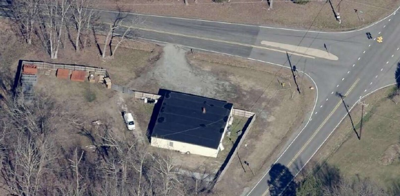 Primary Photo Of 414 Spur Rd, Greensboro Flex For Sale