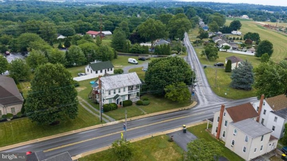 More Photos Of 2167 Main St, Lititz Flex For Sale