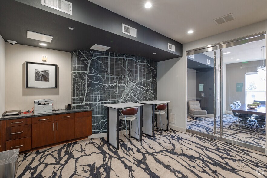 More Photos Of 12808 Queensbury Ln, Houston Apartments For Lease