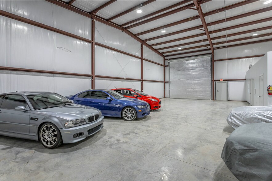 More Photos Of 1409 E 51st St, Chattanooga Warehouse For Lease