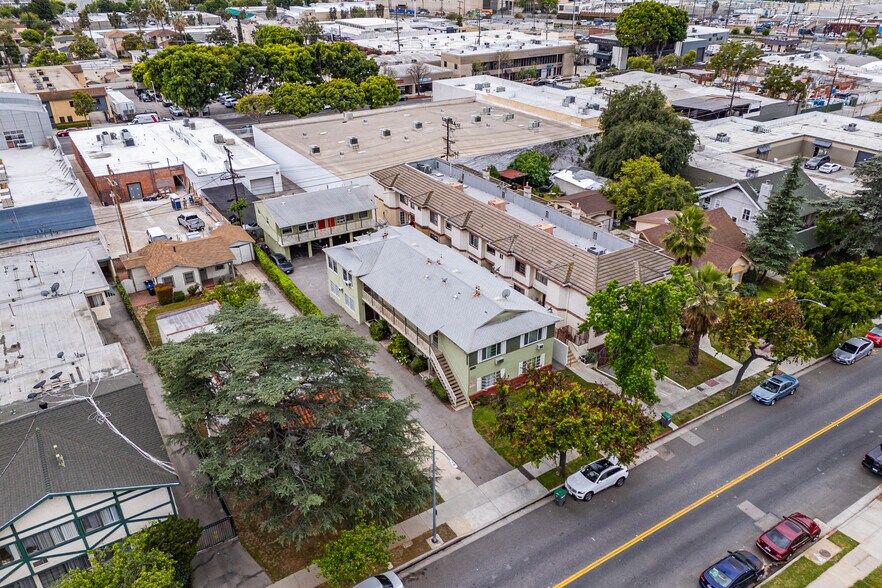 More Photos Of 650 W Wilson Ave, Glendale Apartments For Sale