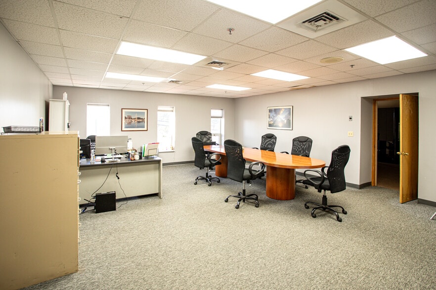 More Photos Of 699 Tarkiln Hill Rd, New Bedford Distribution For Sale