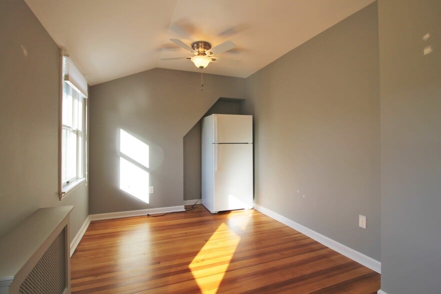More Photos Of 270 Larkfield Rd, East Northport Storefront Retail Office For Sale