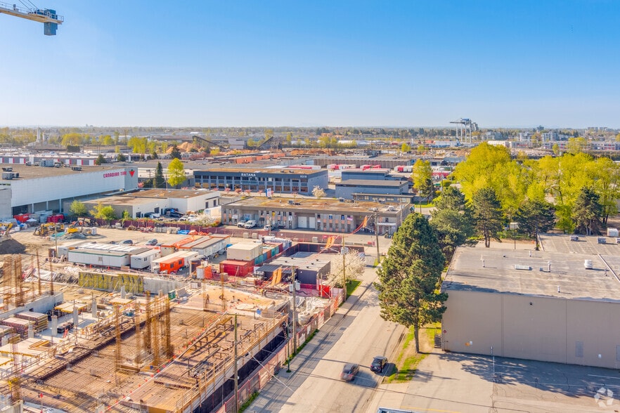 More Photos Of 8260-8274 Manitoba St, Vancouver Warehouse For Sale