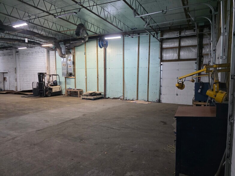 More Photos Of 900 Willow Grove Rd, Monroeville Warehouse For Sale
