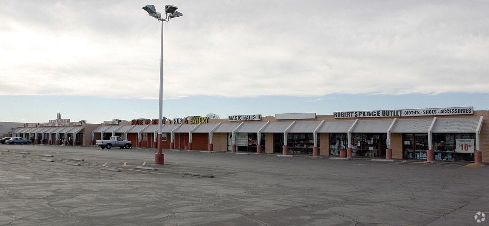 More Photos Of 4972 S Maryland Pky, Las Vegas Unknown For Lease