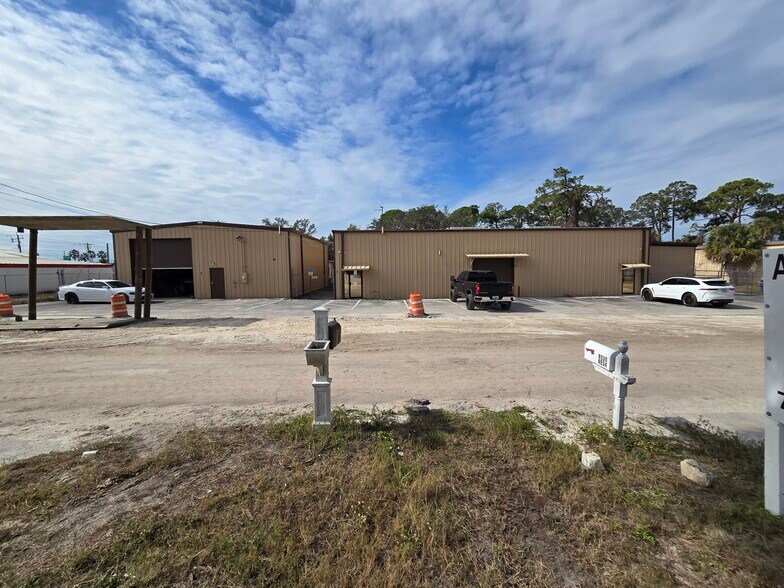 More Photos Of 8535 Rees St, Port Richey Service Station For Sale