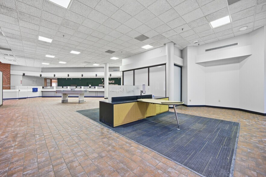 More Photos Of 45 Central St, Lowell Apartments For Lease