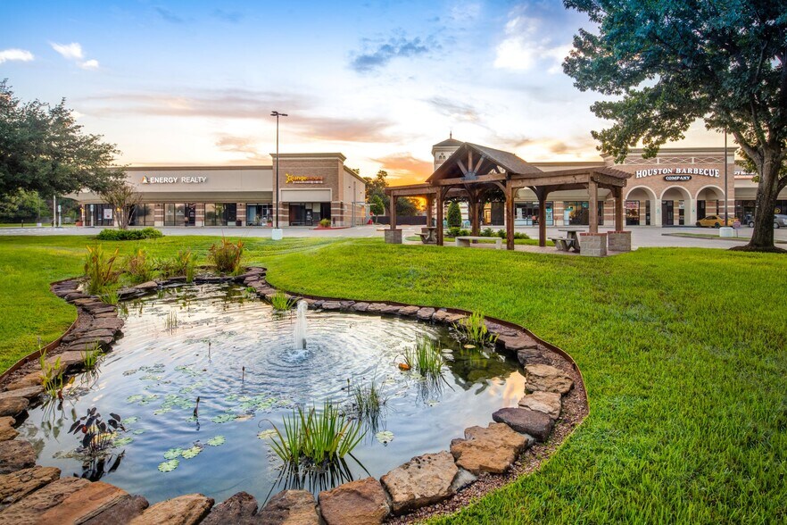 More Photos Of 1127 Eldridge Pky, Houston Unknown For Lease