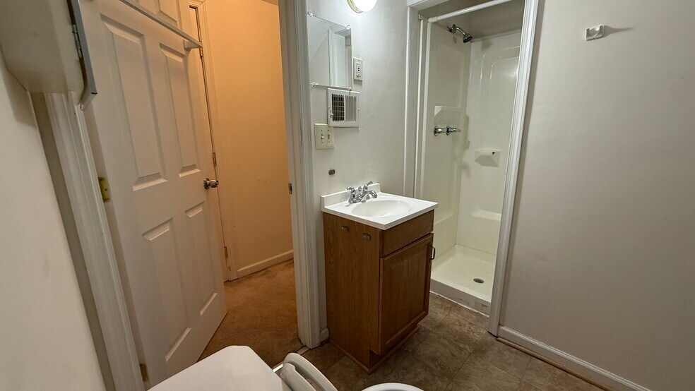 More Photos Of 5212 Astor Pl SE, Washington Assisted Living For Lease