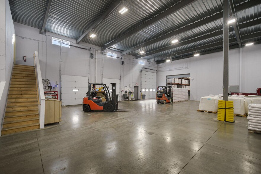 More Photos Of 3769 Scenic Rd, Slinger Industrial For Lease