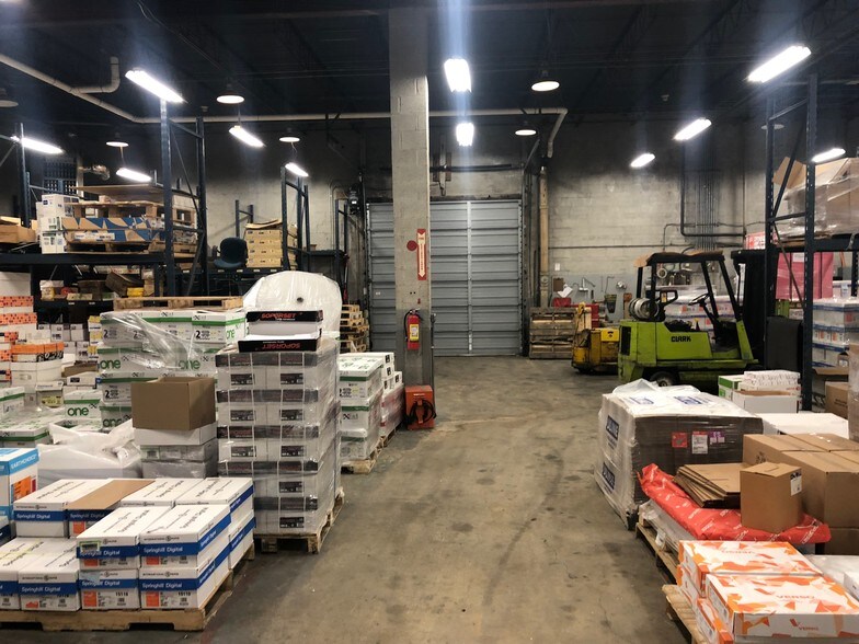 More Photos Of 960 V St NE, Washington Warehouse For Lease