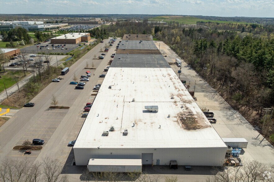 More Photos Of 29001 Solon Rd, Solon Warehouse For Lease