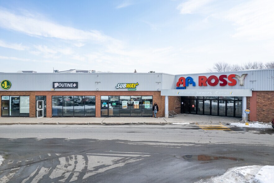 More Photos Of 1401 Ch de Chambly, Longueuil Unknown For Lease